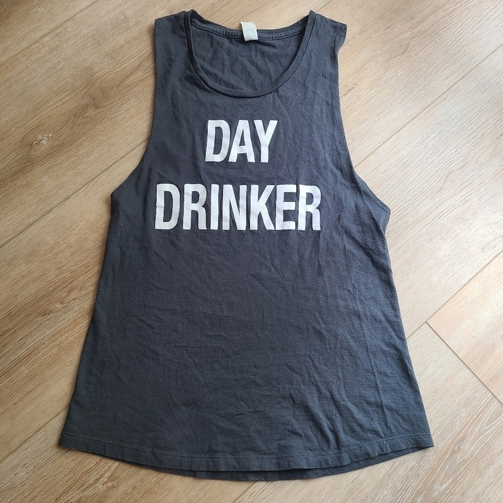 Charcoal Gray Women's Medium Day Drinker Tank Top Sleeveless Tee Graphic GUC